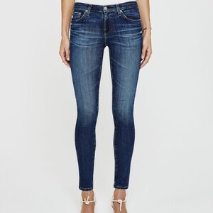 AG PRIMA CROP CIGARETTE CROP Jeans.